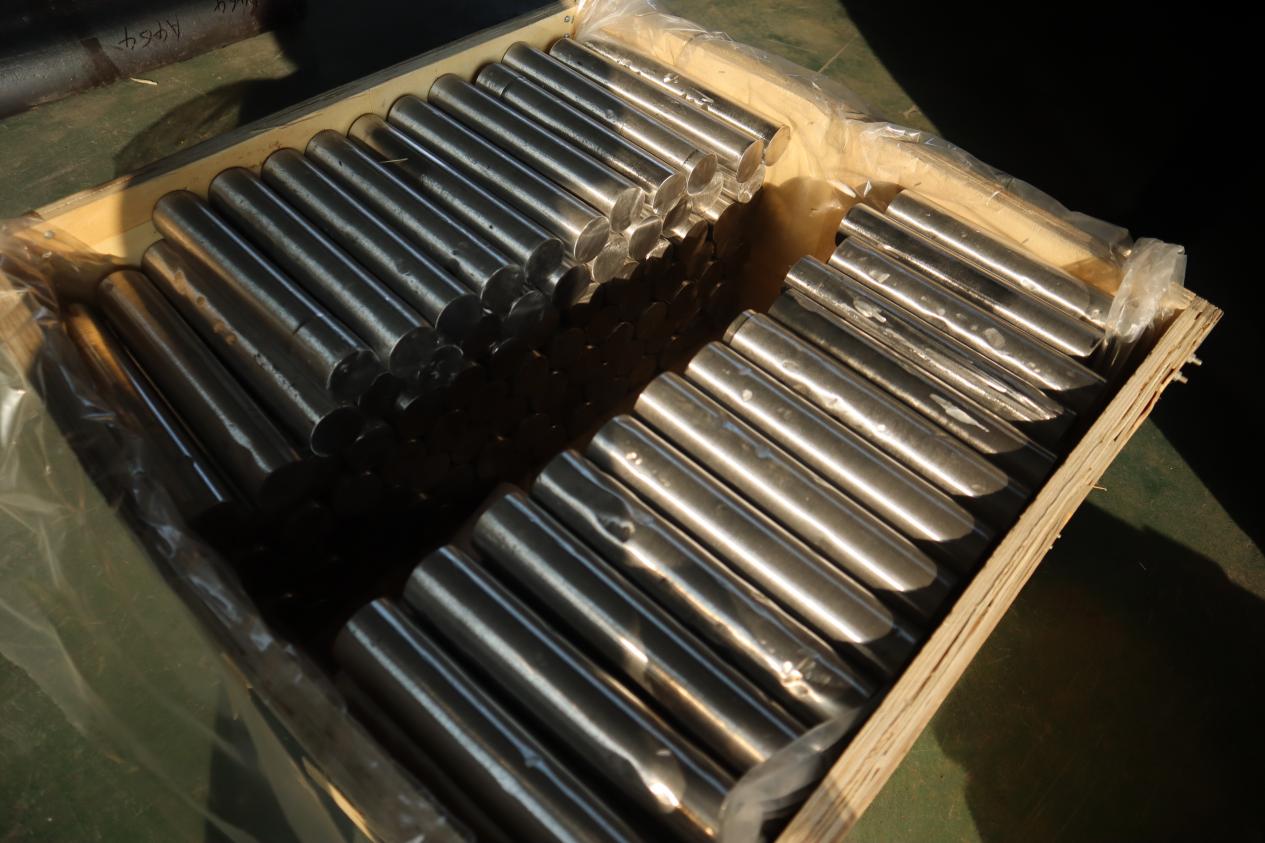 Cobalt-chromium-molybdenum alloy